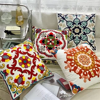 Virágos párnahuzatok